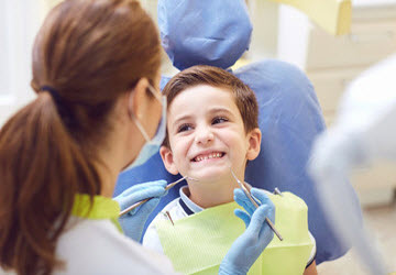 PEDIATRIC DENTIST