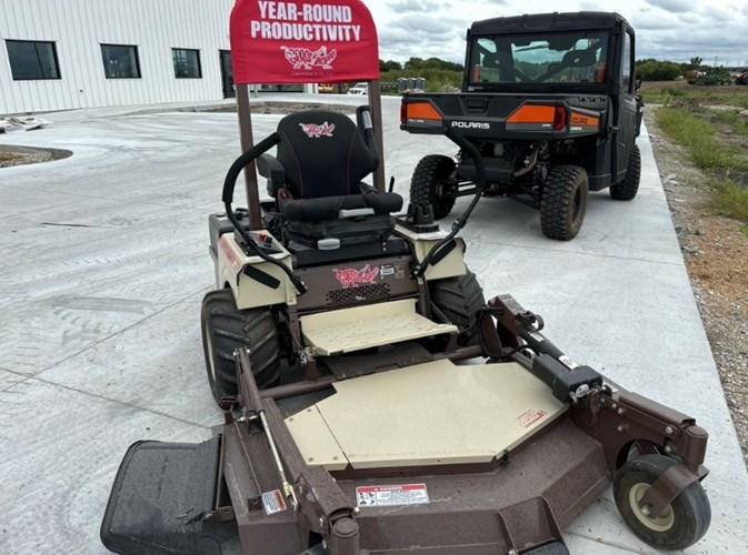 Zero Turn Mowers