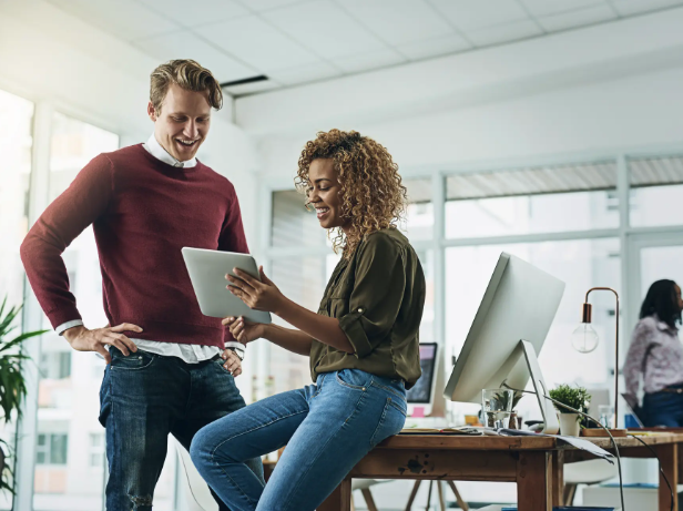Off-the-Bench Marketer (Freelance Marketing Consultant)