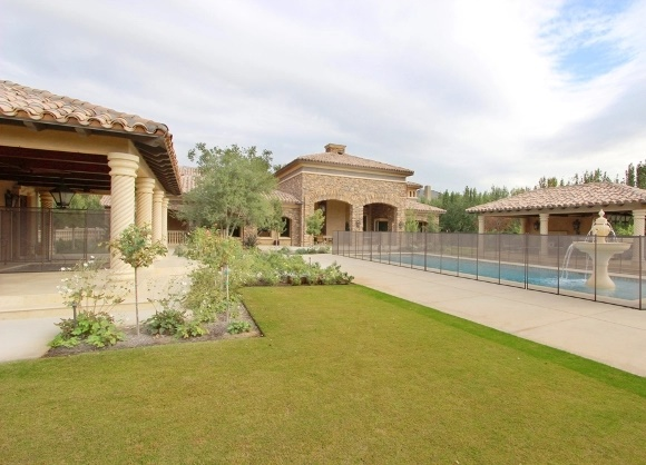 Real Estate Sales & Leasing