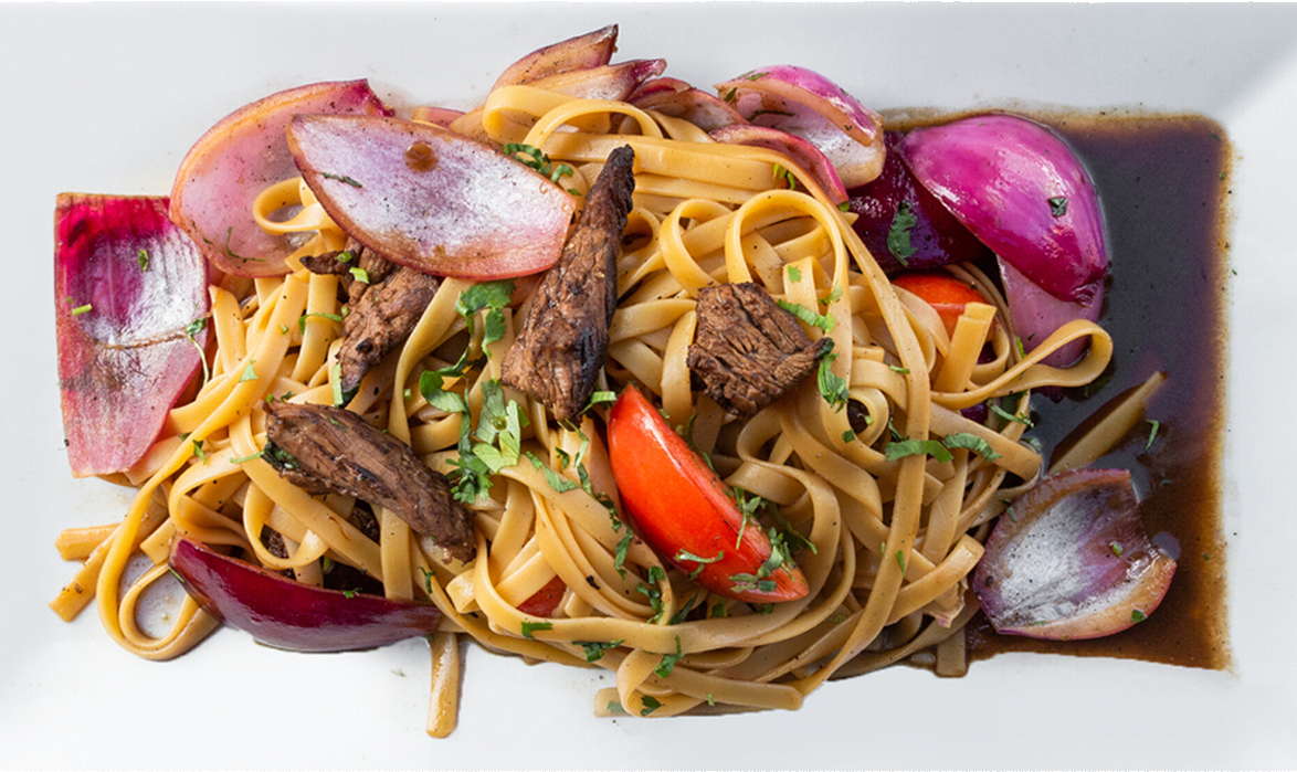 Tallarin Saltado (Noodles)