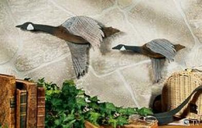 WOOD FLYING CANADIAN GEESE SET (2PC)