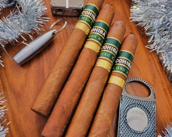 Cigars / Tobacco