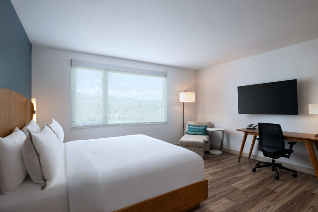 Rooms & Suites