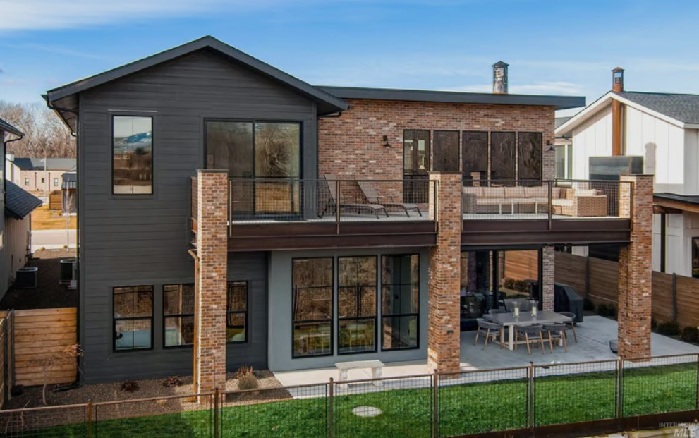 Home Showing