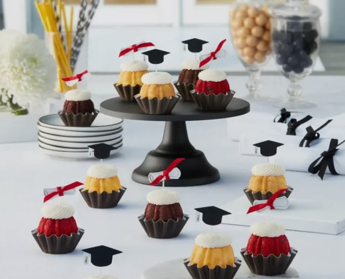 Graduation Cakes