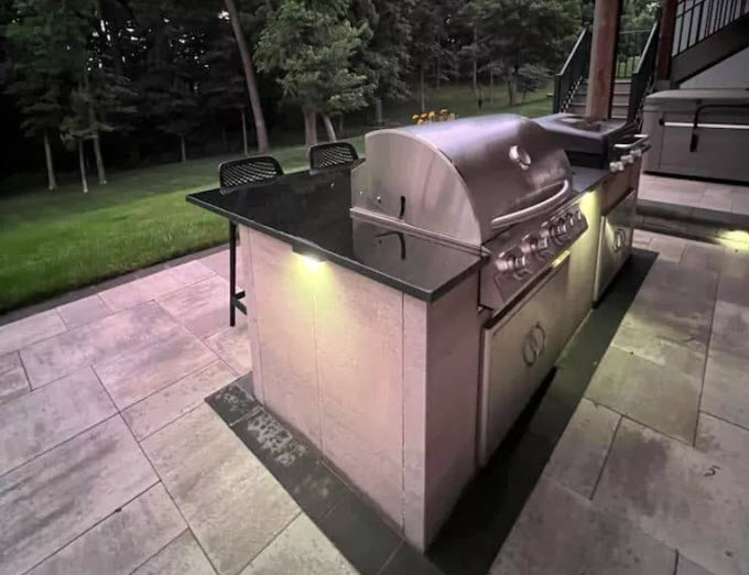 Custom Outdoor Kitchens