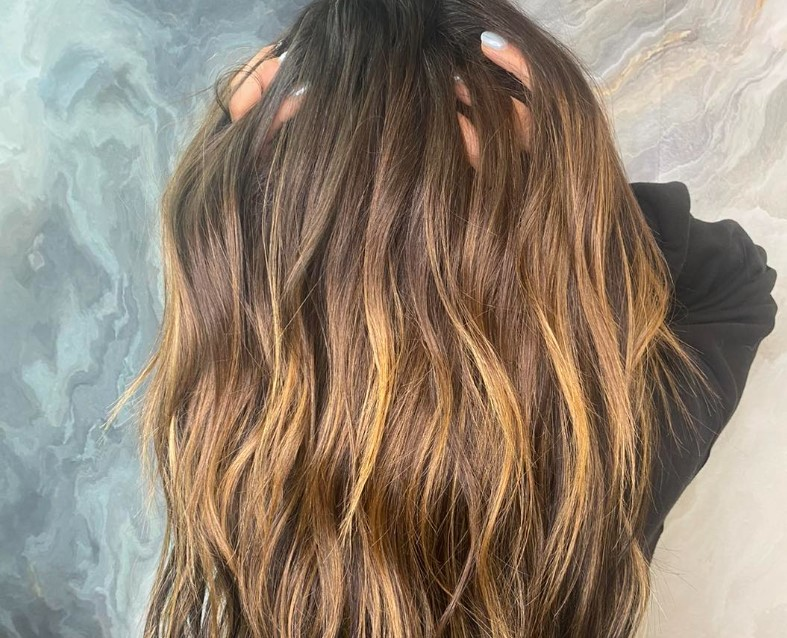 Hand-Tied Hair Extension