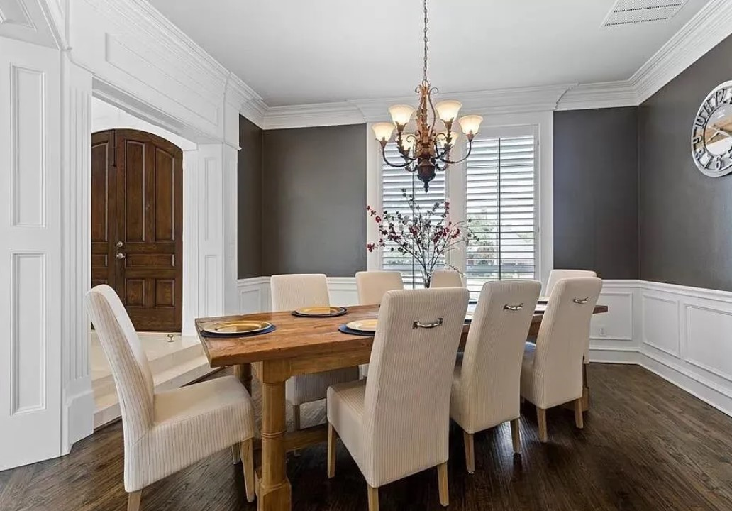 Home Decorating and Staging