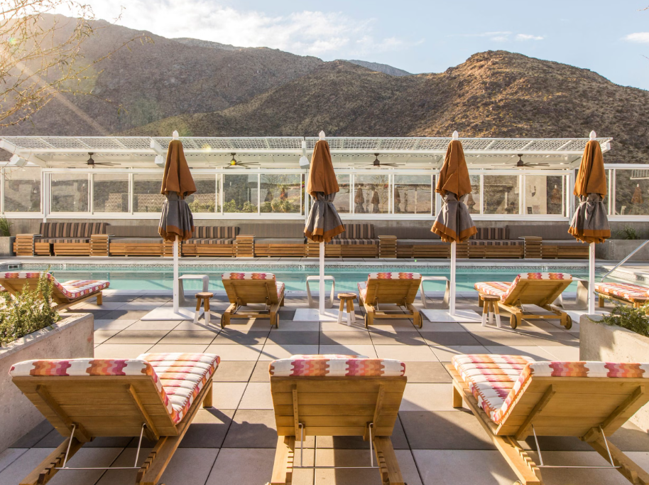 Outdoor Seasonal Pool