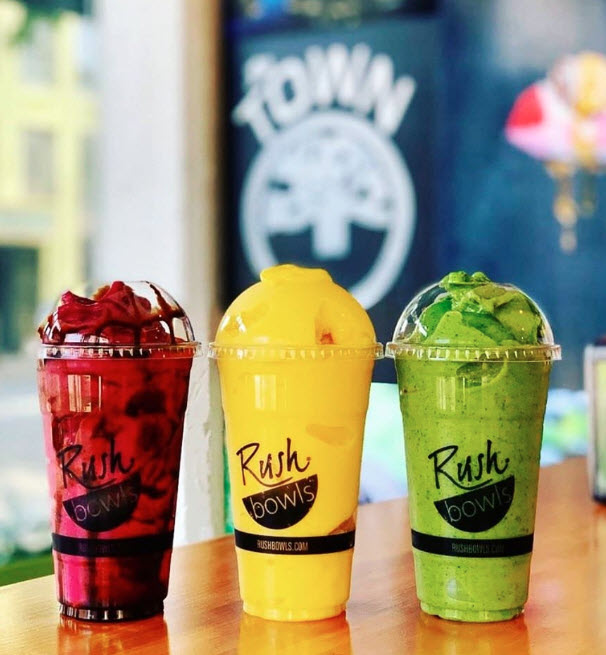 Blended fruit bowls & smoothies