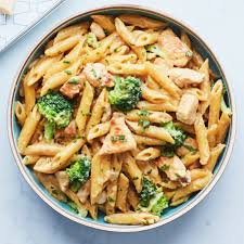 Creamy Chicken Broccoli Pasta