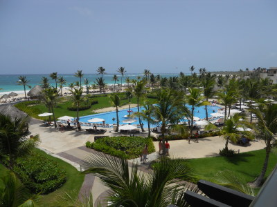 Escape to Paradise with Tropical Destination Vacations!