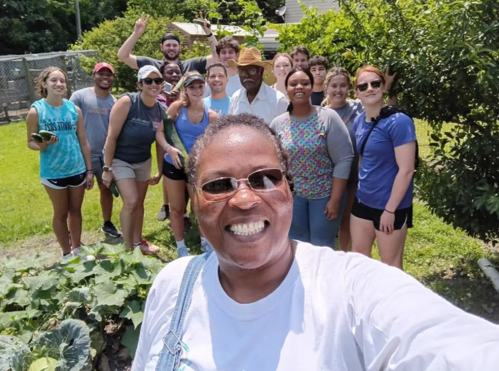 Volunteer with Us
