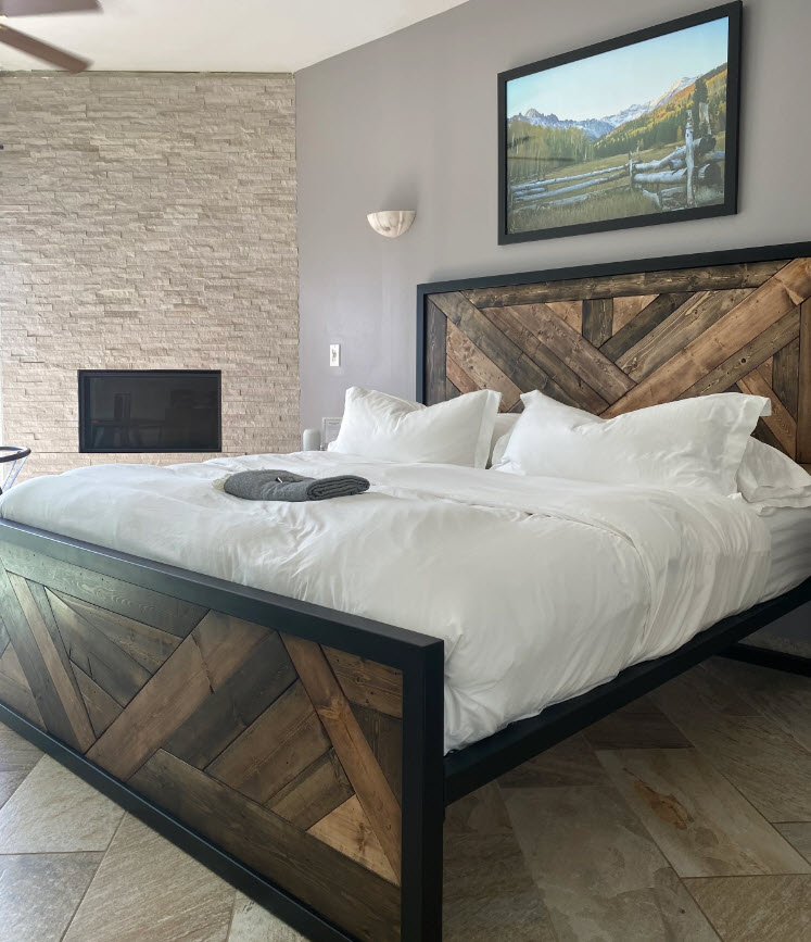 Peak Suite
