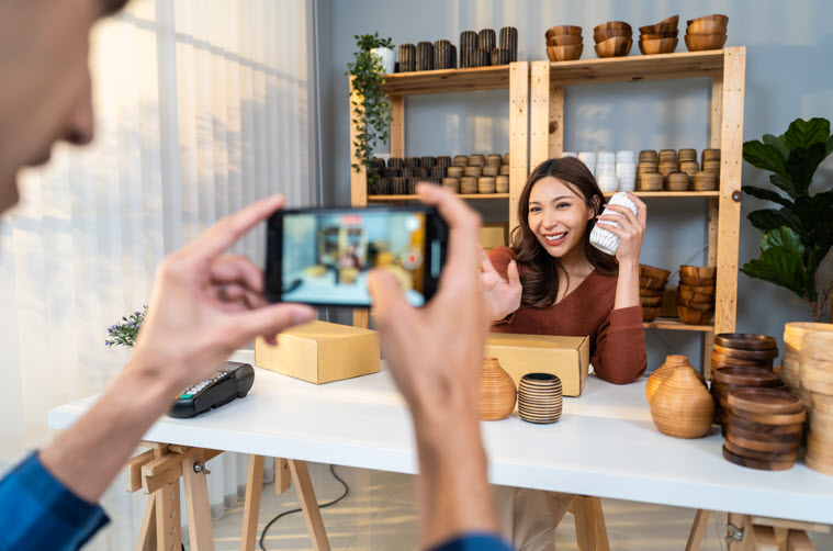 Social Media Marketing (specializing in Instagram)