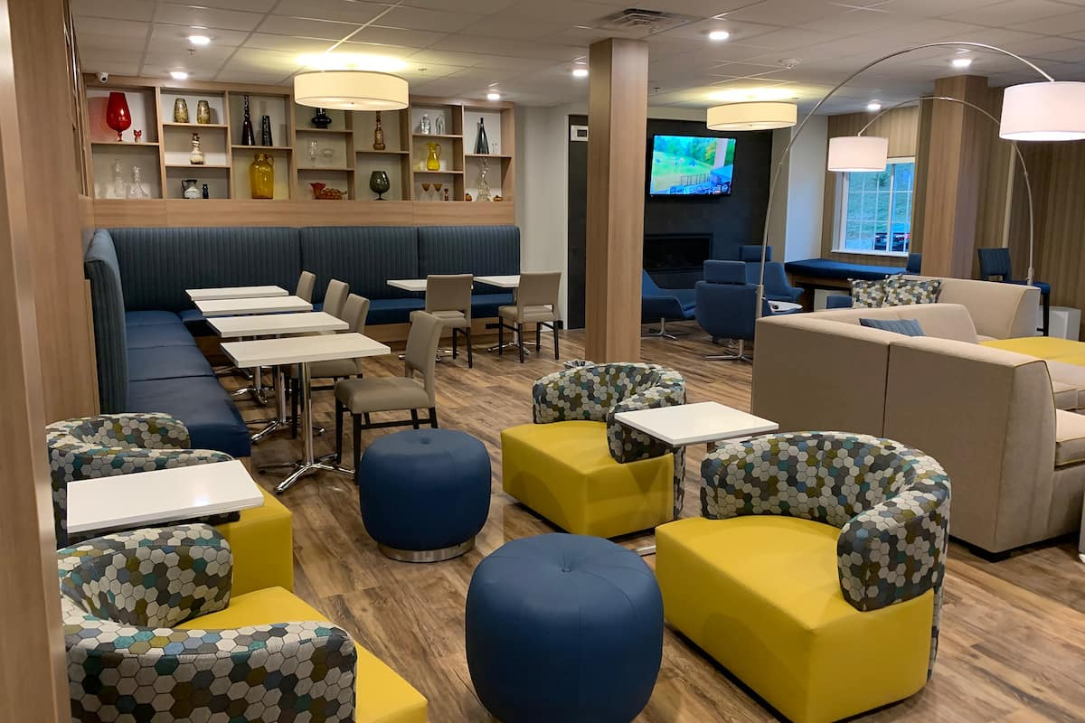 24-Hour Front Desk