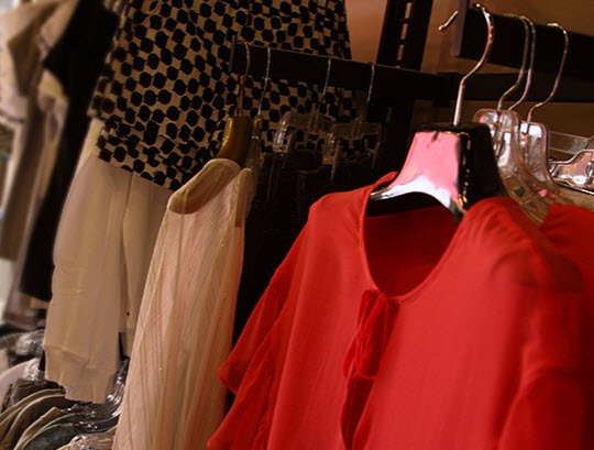 SHOPPING