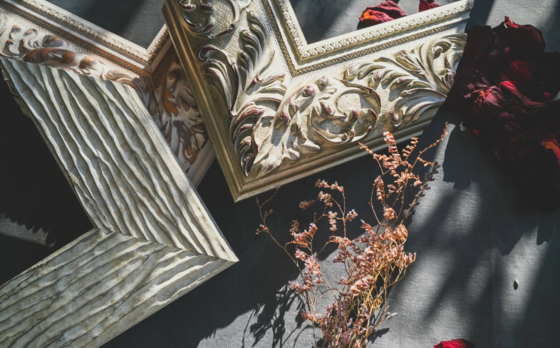 Custom Crafted Frame Design