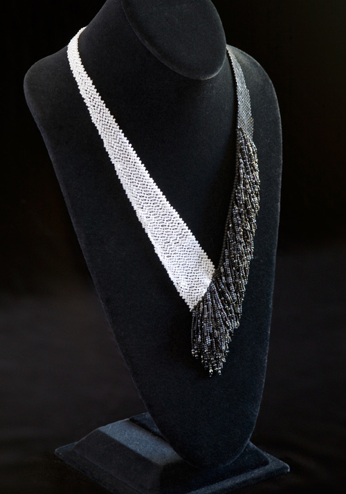 BLACK TIE