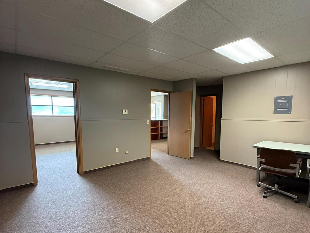 Commercial Retail Space For Rent