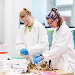 Chemical & Research Laboratory Supplier