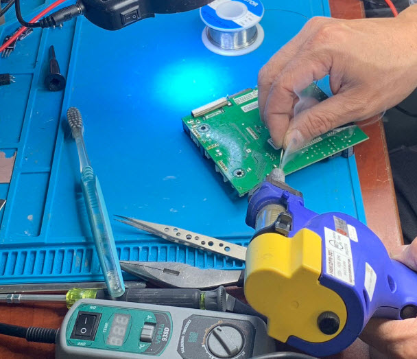 A/D Board and Video Card