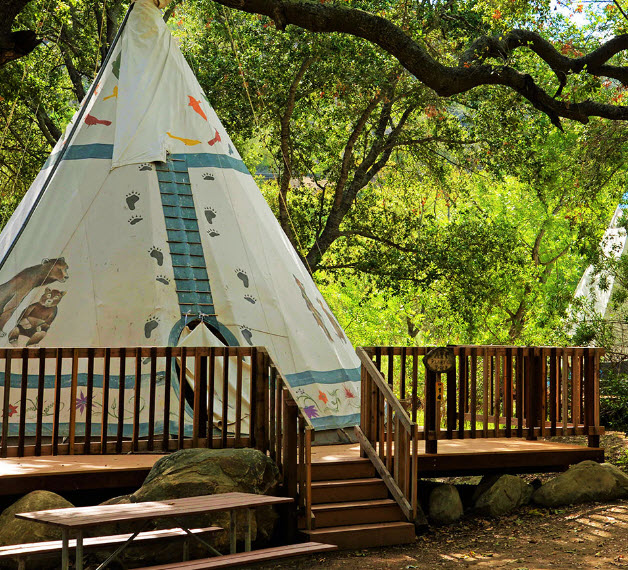 UNIQUE LODGING