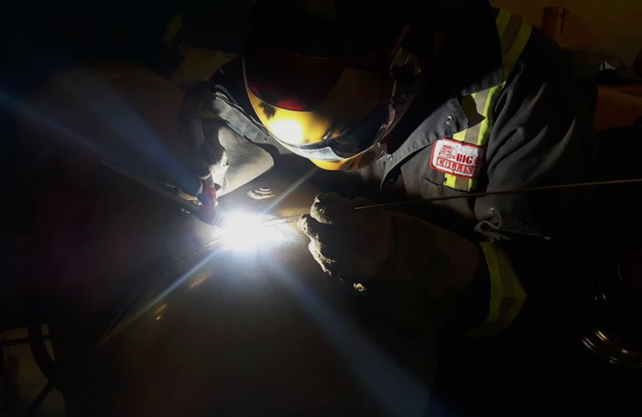 Fibreglass, Plastic, Composite, & SMC Repair