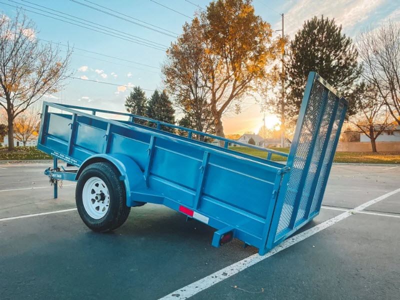 5x10 Blue Utility Tilt Bed