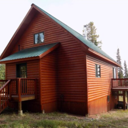 Quaint cabin/house nestled on Main St., in downtown Pitkin