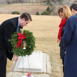 Memorial Service vs. Funeral Service Information
