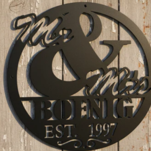 Laser-Cut Metal “Mr. & Mrs.” Monogram Sign – Personalized Family 