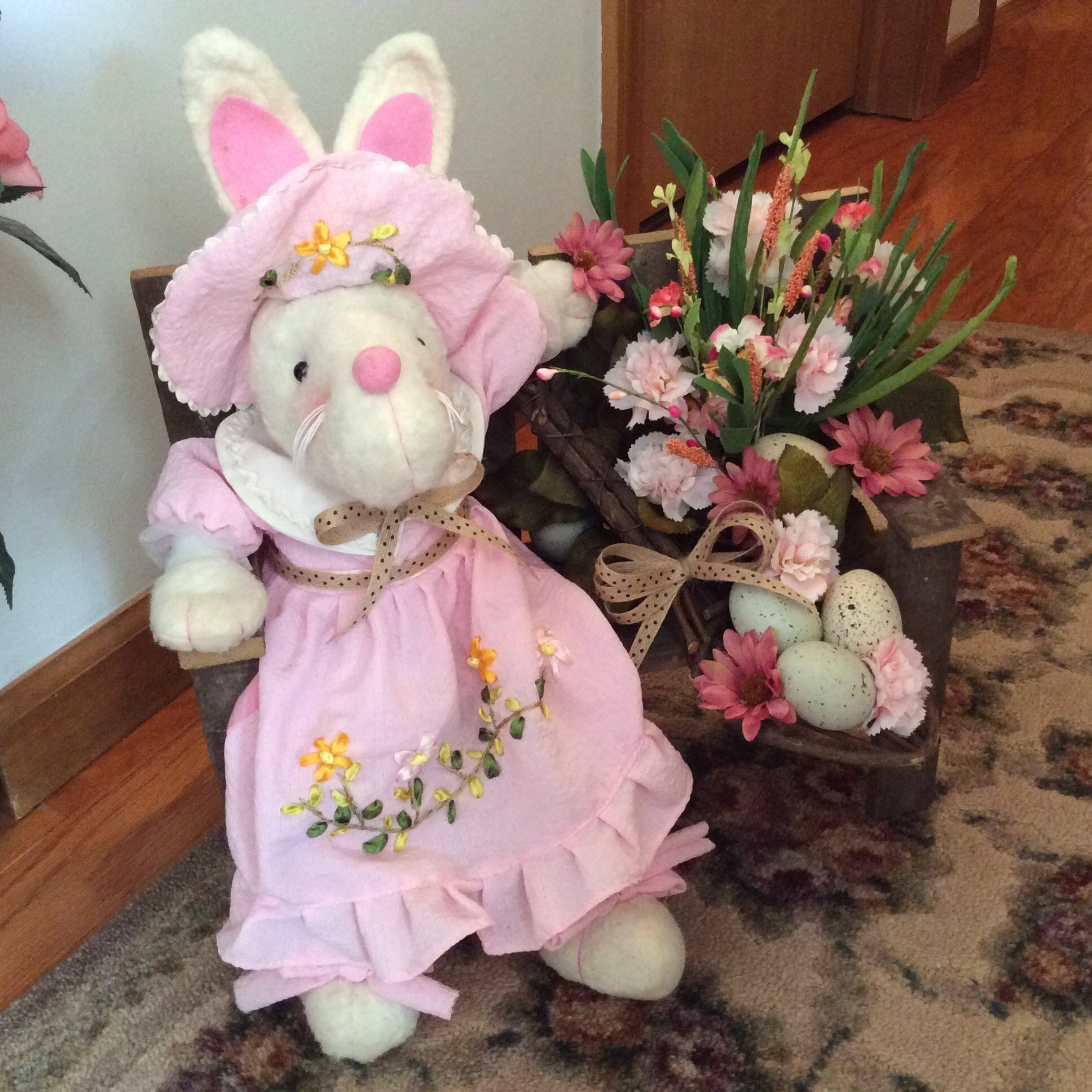 Bunny Bench Floral
