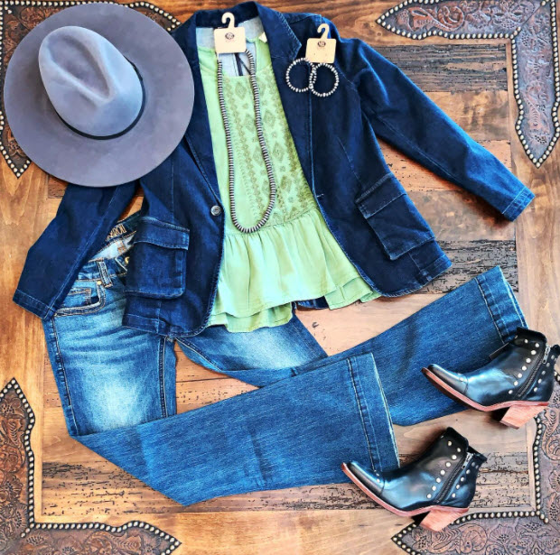 Women's Cowgirl Accessories