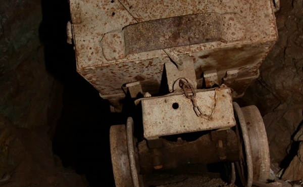 VULTURE MINE