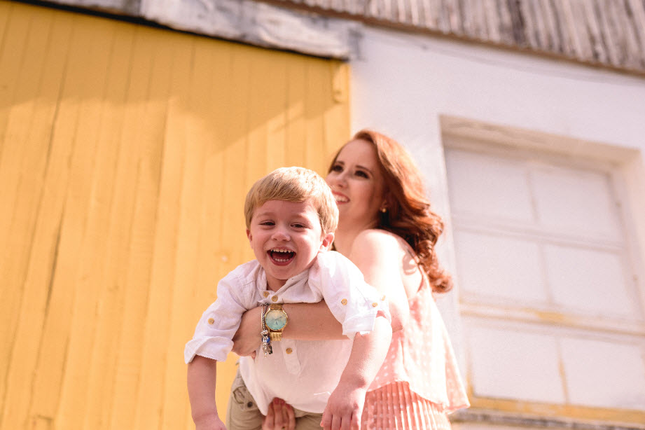 Motherhood Photography Services