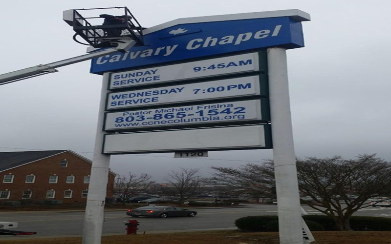 Pylon Signs