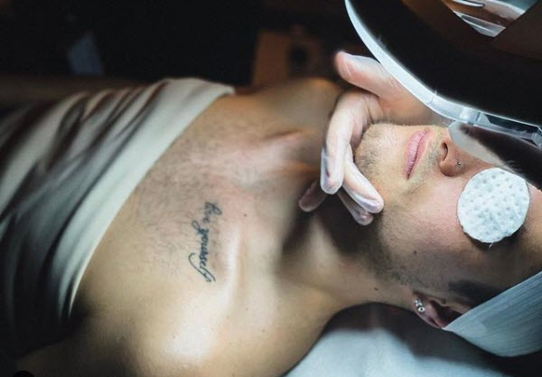 Facial