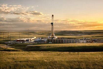 Oil & Gas 