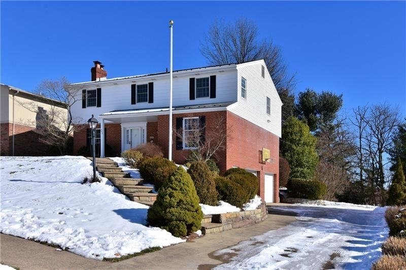 FEATURED HOMES 