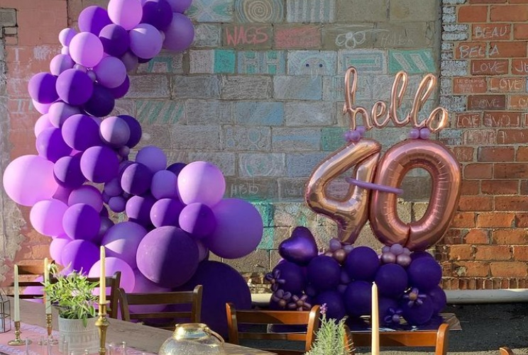  BALLOONS AND GIFTS