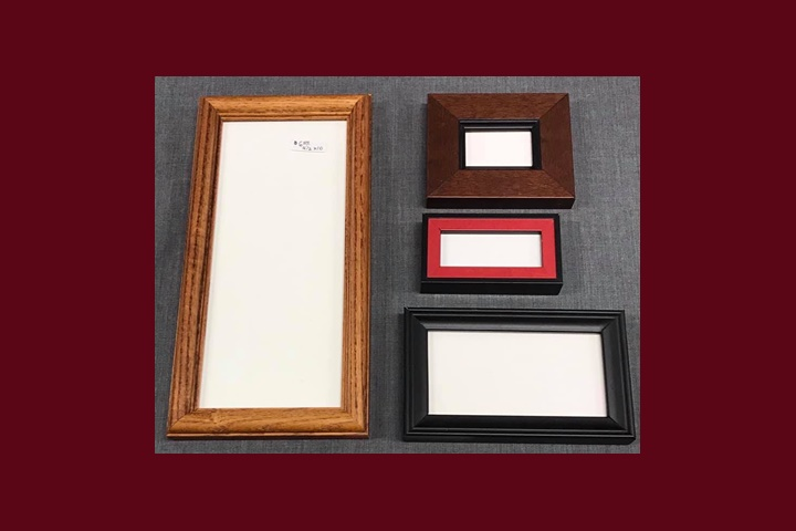  Custom Picture Framing 