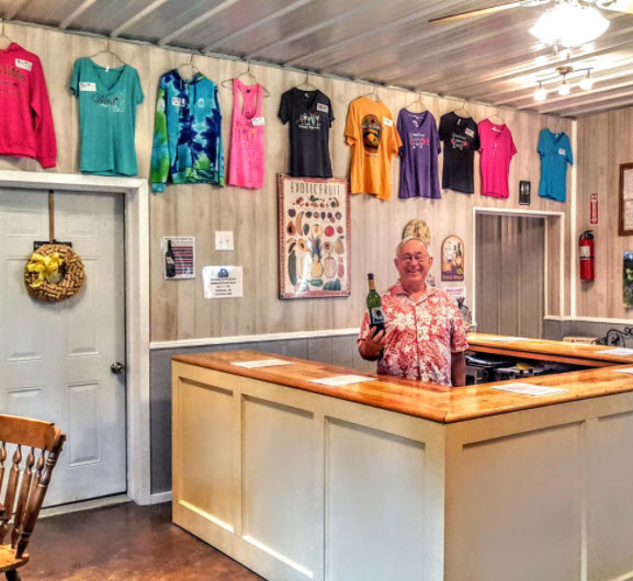 Sweatshirts/ T-shirts