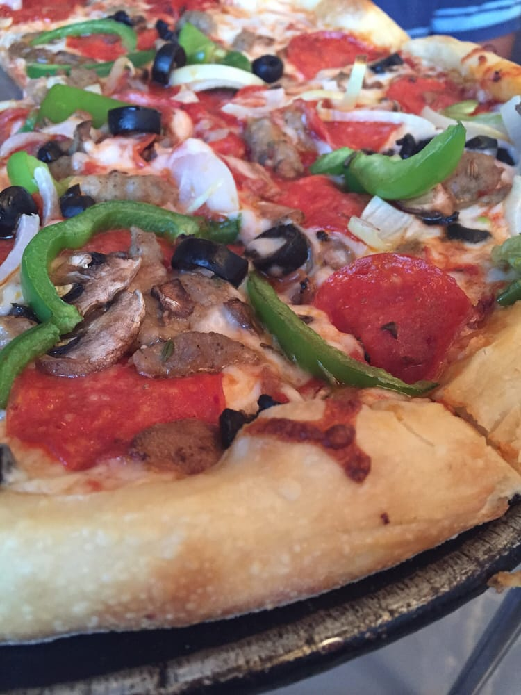Hand-tossed Pizza
