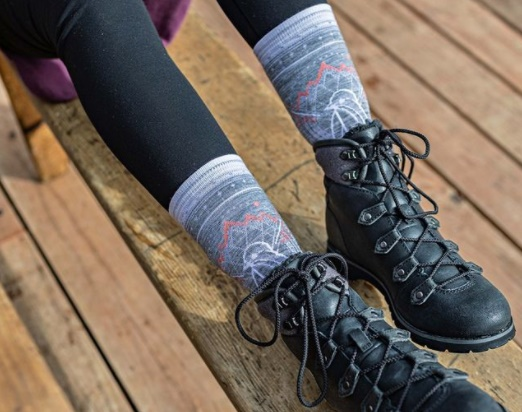 SOCKS & COMPRESSION