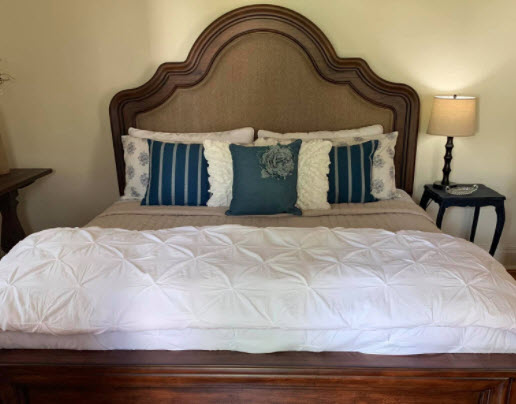 The Gracie Jane Room