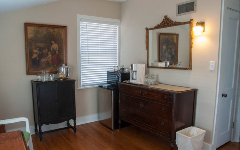 Kitchenette