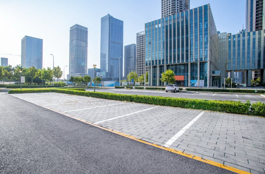 Free Parking Spaces