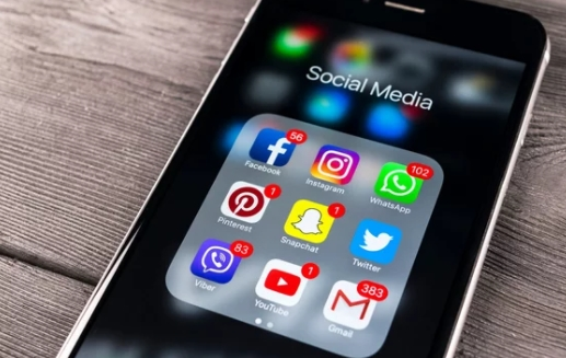  Social Media Ads 